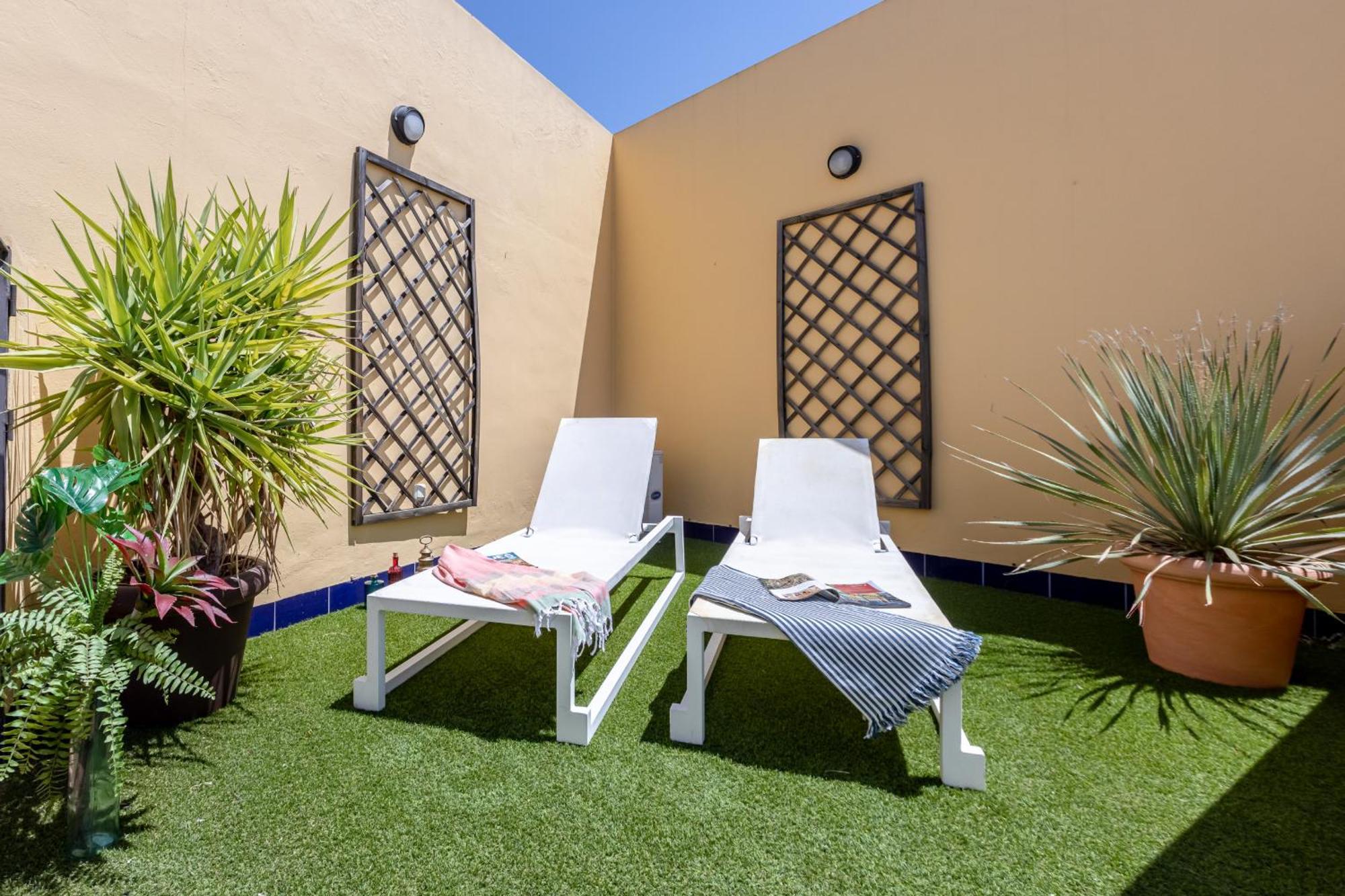 Green-Apartments Giralda Views Севилья Экстерьер фото